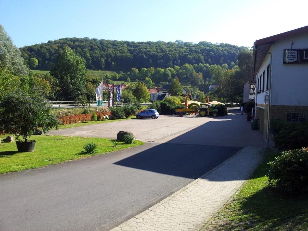 Landgasthof Zum Heiligenberg Sontra Exterior photo